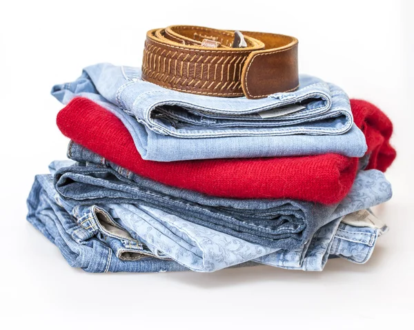 Een wollen truien en jeans van verschillende tinten — Stockfoto