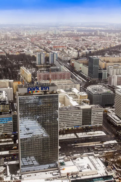 City landscape. Bird's-eye view in the winter cloudy afternoon — Stock Photo, Image