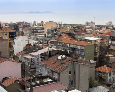 Istanbul, Türkiye. 28 Nisan 2011. Manzara Boğaziçi'nin bankanın. Kentsel çatılar.