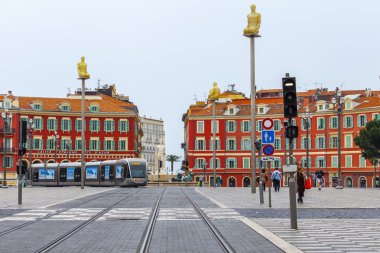Güzel, Fransa, üzerinde 13 Mart 2015. Victor Massena Meydanı, şehrin merkezi kare mimari kompleks