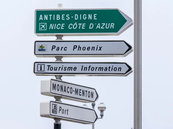 Nice, France, on March 14, 2015. Navigation elements on the city street — Stock Photo, Image