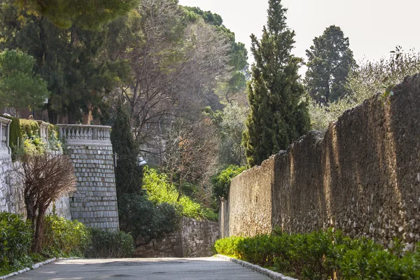 Esquina del parque en el Mediterráneo —  Fotos de Stock