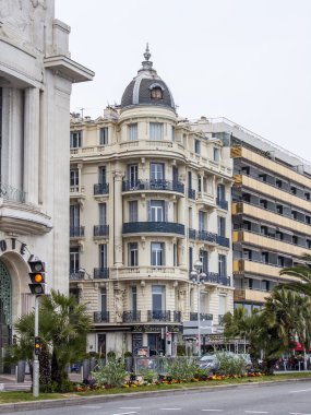 Güzel, Fransa, üzerinde 13 Mart 2015. Promenade des Anglais, Avrupa'nın en güzel bentleri görünümü