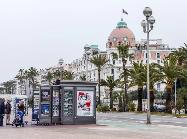 Güzel, Fransa, üzerinde 13 Mart 2015. Promenade des Anglais, Avrupa'nın en güzel bentleri üzerinde Üstten Görünüm — Stok fotoğraf