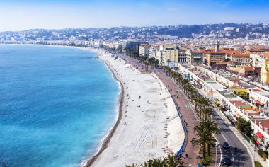 Güzel, Fransa, üzerinde 13 Mart 2015. Promenade des Anglais, Avrupa'nın en güzel bentleri üzerinde Üstten Görünüm