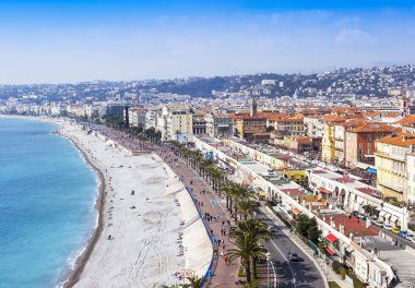 Güzel, Fransa, üzerinde 13 Mart 2015. Promenade des Anglais, Avrupa'nın en güzel bentleri üzerinde Üstten Görünüm