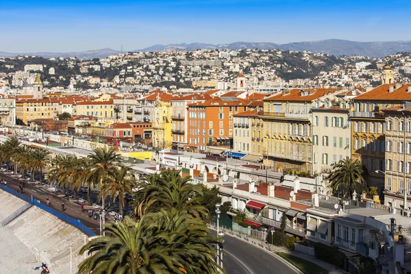 Nice, France, on March 13, 2015. The top view on the old city from Shatto's hill — Stock Photo, Image