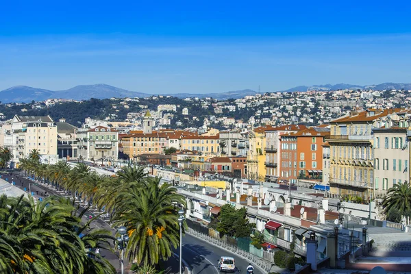 Nice, Francja, na 7 marca 2015. Widok z góry na słynnej Promenade des Anglais, najbardziej znanych ulic w mieście — Zdjęcie stockowe