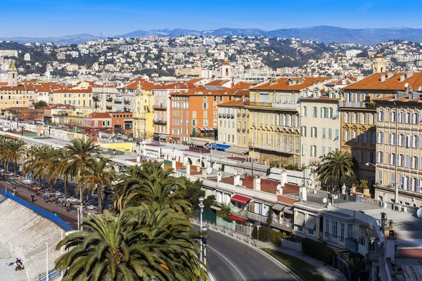 Nice, Francia, il 7 marzo 2015. La vista dall'alto sulla città vecchia dalla collina di Shatto — Foto Stock