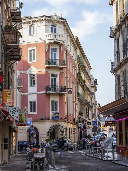 Nice, France, on March 7, 2015. Typical city landscape in the spring afternoon — Stock Photo, Image