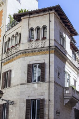 6 Mart 2015 tarihinde, Roma, İtalya. Tipik şehir binaların mimari parçalar