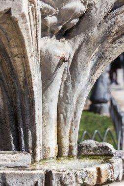 6 Mart 2015 tarihinde, Roma, İtalya. Tipik şehir binaların mimari parçalar