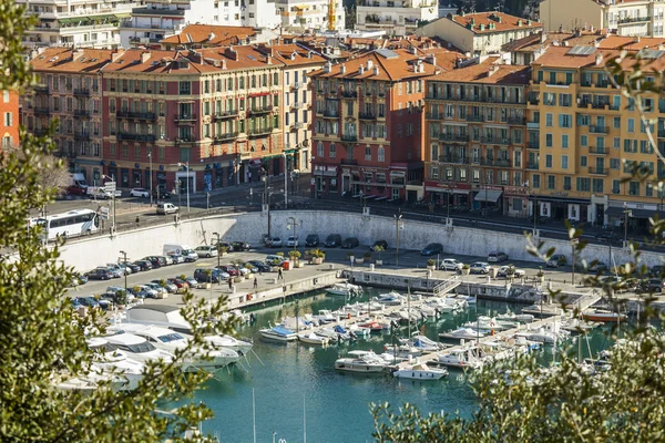 Nice, Francie, na 7 březnu 2015. Pohled shora na město port Nice. — Stock fotografie