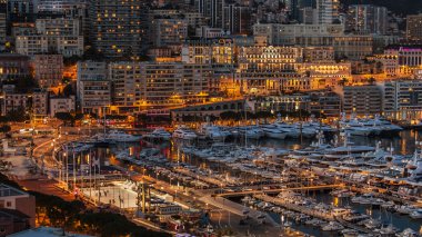 Monaco, Fransa, üzerinde 8 Mart 2015. Bağlantı noktası ve Binalar gece Üstten Görünüm