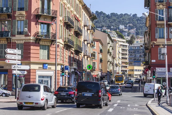 Niza, Francia, 10 de marzo de 2015. La calle en el centro — Foto de Stock