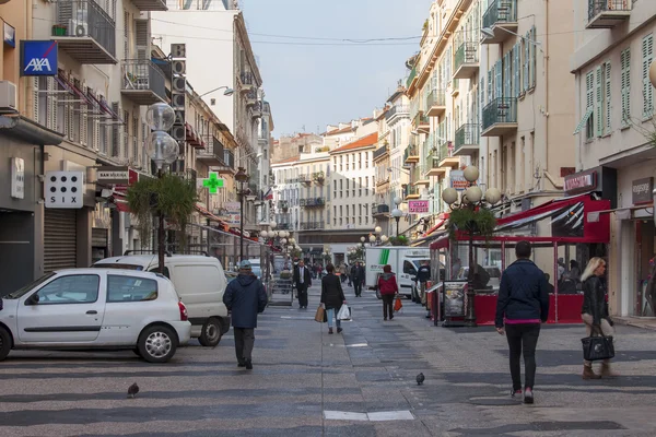 Niza, Francia, 10 de marzo de 2015. La calle en el centro — Foto de Stock