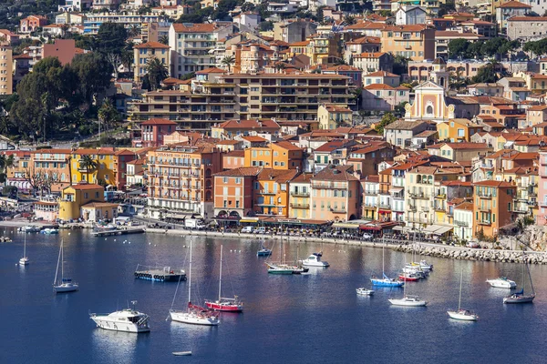 Vilfransh, Frankrike, den 10 mars 2015. Ovanifrån på förorten av Nice. Vallen och gamla staden — Stockfoto