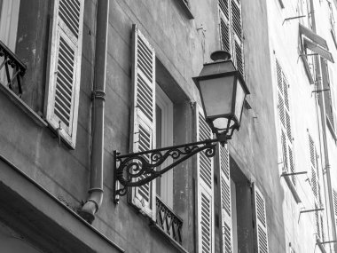 Güzel, 10 Mart 2015 tarihinde Fransa. Tarihi kentin tipik şehir binaların mimari detaylar