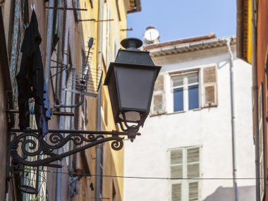 Güzel, 10 Mart 2015 tarihinde Fransa. Tarihi kentin tipik şehir binaların mimari detaylar