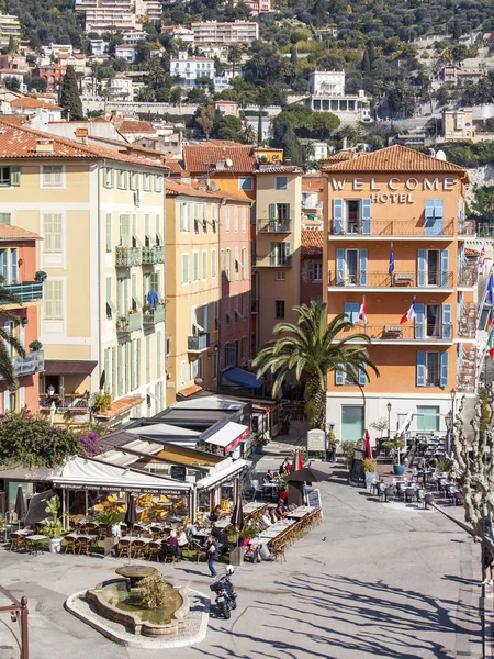 Vilfransh Sur Mer, France, on March 10, 2015. Typical urban view. Vilfransh Sur Mer - the suburb of Nice, one of popular resorts of French riviera — Stock Photo, Image