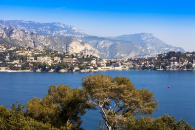 Güzel, 10 Mart 2015 tarihinde Fransa. Bir koy ve pitoresk sahile Vilfransh varoşlarda Üstten Görünüm.