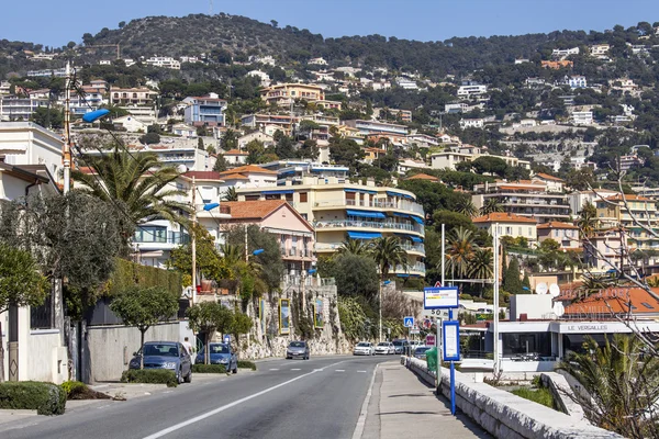 Vilfransh Sur Mer, Frankrijk, op 10 maart 2015. De snelweg in Bergen aan de kust — Stockfoto