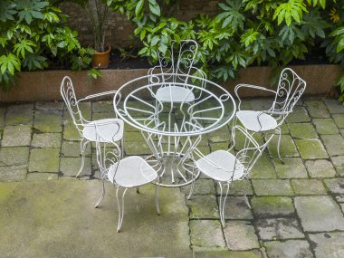 Venice, İtalya - 29 Nisan 2015 tarihinde. Yaz Cafe sabah erken ziyaretçiler için bekleyen açık hava