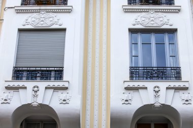 Güzel, 10 Mart 2015 tarihinde Fransa. Tarihi kentin tipik şehir binaların mimari detaylar