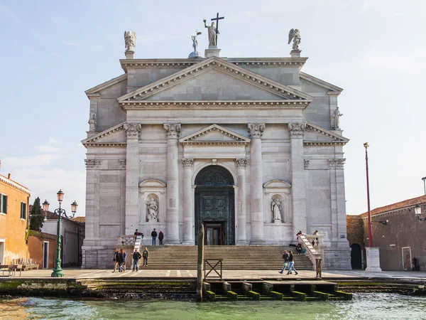 VENICE, ITALY - on APRIL 29, 2015. Church Or Redentore (Il Redentore) on the embankment of the island of Dzhudekk — Zdjęcie stockowe