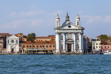 Venice, İtalya - 30 Nisan 2015 tarihinde. santa maria Kilisesi ufuk demir dolgu dzhudekk adasının üzerinde