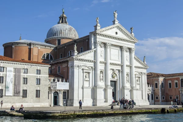 VENECIA, ITALIA - 30 DE ABRIL DE 2015. Vista de la catedral de San Giorgio . — Foto de Stock