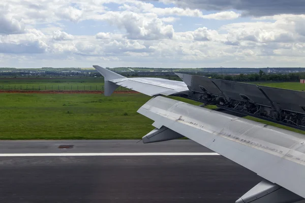 PARIS, FRANCE - on MAY 5, 2015. The top view on the vicinity of Paris from a window of the plane coming in the land at the airport Charles De Gaulle — Stock Photo, Image