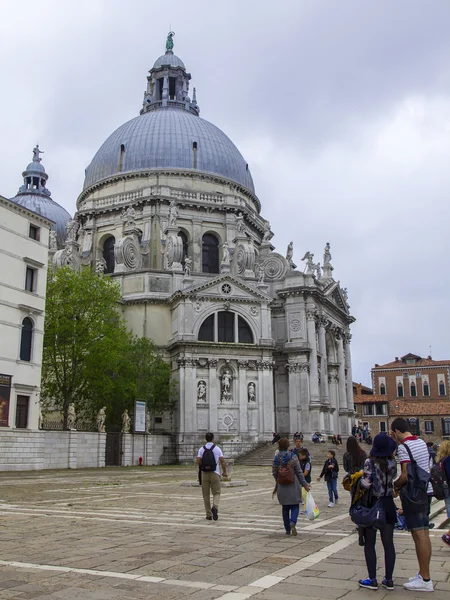 Venedik, İtalya, 3 Mayıs 2015 tarihinde Meryem Ana'nın, Basilica kür (Basilica di Santa Maria della Salute) — Stok fotoğraf