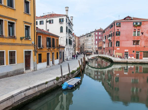 VENICE, ITALY - 4 мая 2015 г. Городской ландшафт . — стоковое фото