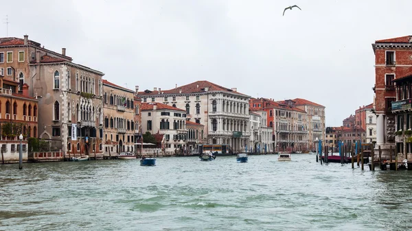 VENICE, ITALY - on MAY 4, 2015. Panoramic view of the Grand channel (Canal Grande) — Stock Photo, Image