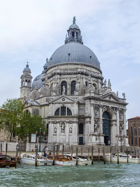 Wenecja, Włochy, na 3 maja 2015. Bazylika Najświętszej Maryi Panny uzdrowiciel (Basilica di Santa Maria della Salute) — Zdjęcie stockowe