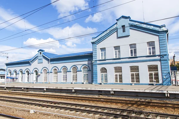 PUSHKINO, RUSIA, 19 de agosto de 2015. Estación ferroviaria . — Foto de Stock