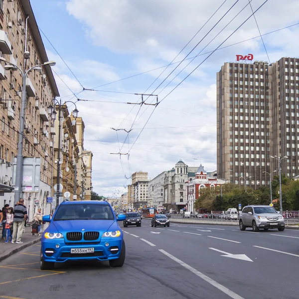 MOSCOW, RUSSIA, on AUGUST 19, 2015. City landscape. Krasnoprudnaya Street. — Stock Photo, Image