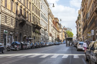 25 Ağustos 2015 tarihinde, Roma, İtalya. Tarihi kentin pitoresk sokakta
