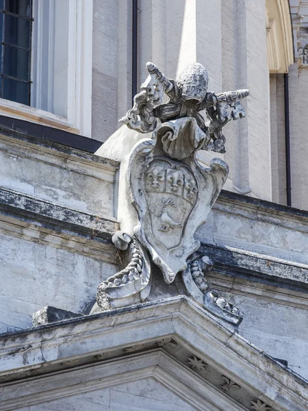 Rom, Italien, den 25 augusti 2015. Sant' - Agnese - i-Agone (ital. S. Agnese i Agone, rustning. Sanctae Agnetis i Agone) - ordinarie kyrkan på Navon Square. Arkitektoniska detaljer — Stockfoto