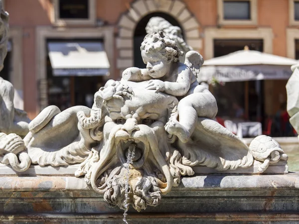 Roma, Italia, il 25 AGOSTO 2015. La scultura che decora la Fontana in Piazza Navone — Foto Stock