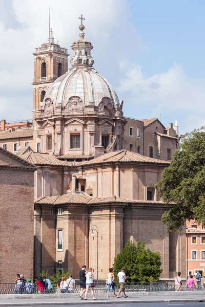 ROMA, ITÁLIA, em 25 de agosto de 2015. Uma basílica Santa di Loretto - uma das catedrais mais conhecidas de Roma — Fotografia de Stock