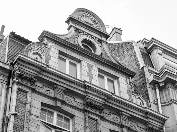 リール、フランス、2015 年 8 月 28 日に。典型的な建物の建築の細部 — ストック写真