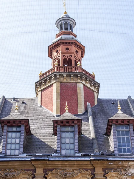 LILLE, FRANCE, on AUGUST 28, 2015. Urban view. Typical architectural. — 图库照片