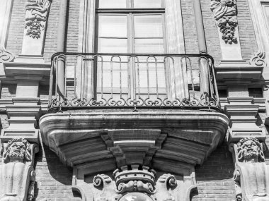 Lille, Fransa, 28 Temmuz 2015 tarihinde. Tipik binaların mimari detaylar