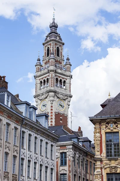 LILLE, FRANCE, on AUGUST 28, 2015. Architectural details of typical buildings in historical part of the city — Stock Photo, Image