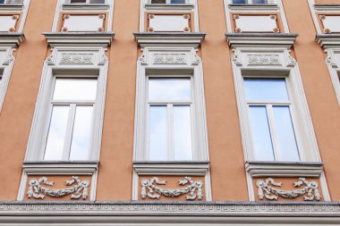 Moskova, Rusya, 17 Aralık 2015 tarihinde. Şehrin orta kısmında tipik tarihi binaların mimari detaylar