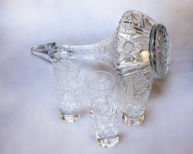 Crystal sürahi şarap ve içki kadehi