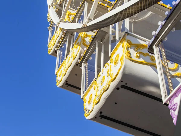 NICE, FRANCE - on JANUARY 12, 2016. A big wheel fragment against the sky — Stock Photo, Image