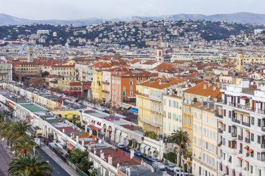 Nice, Fransa - 7 Ocak 2016 üzerinde. Shatto'nın Tepesi'nden eski şehre Üstten Görünüm